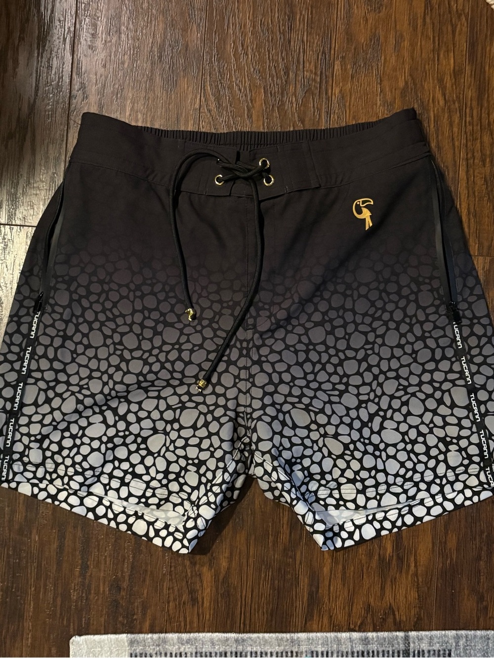 Tucann Stingray Onyx model size M